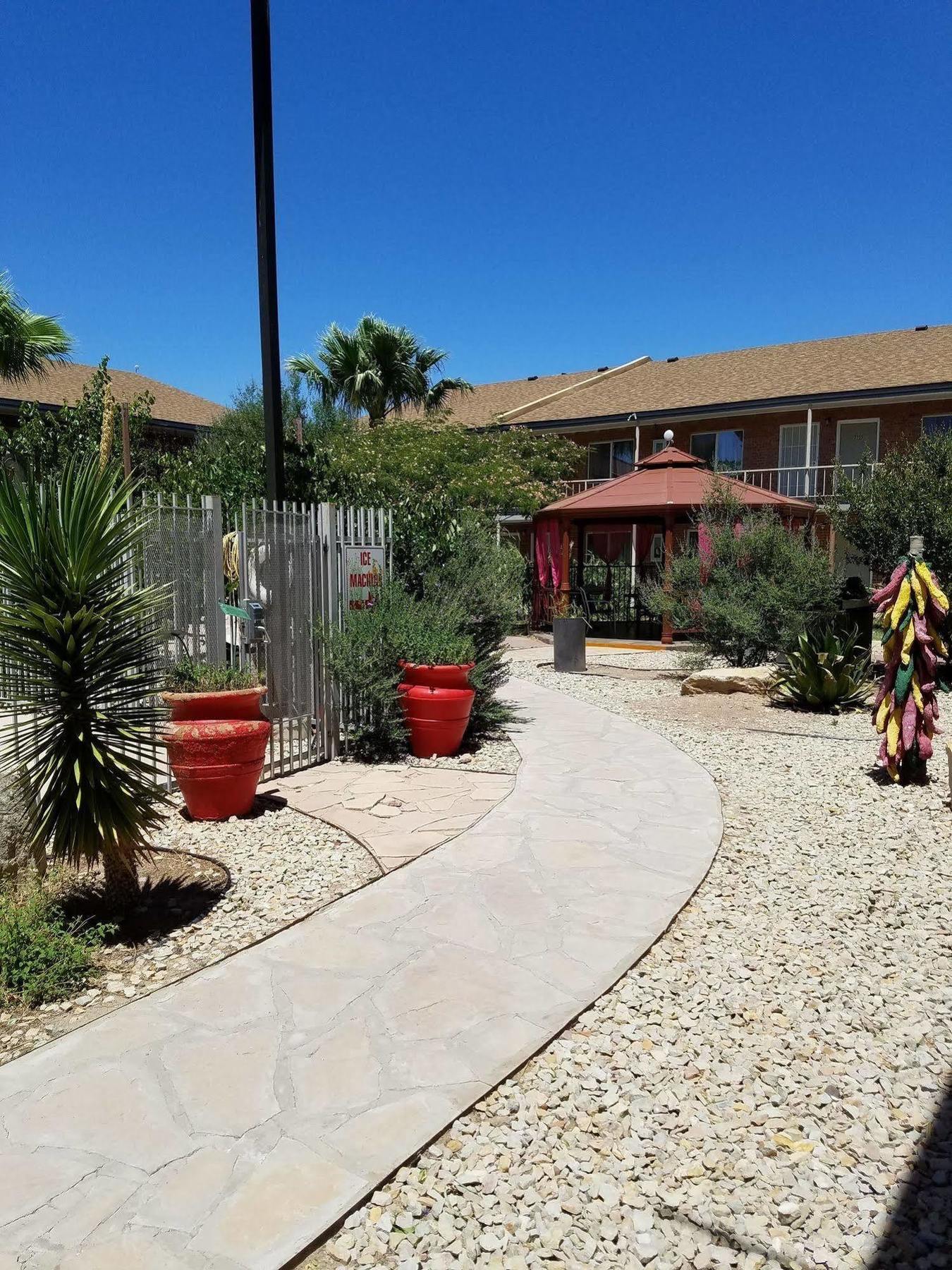 Big Chile Inn & Suites Las Cruces Extérieur photo